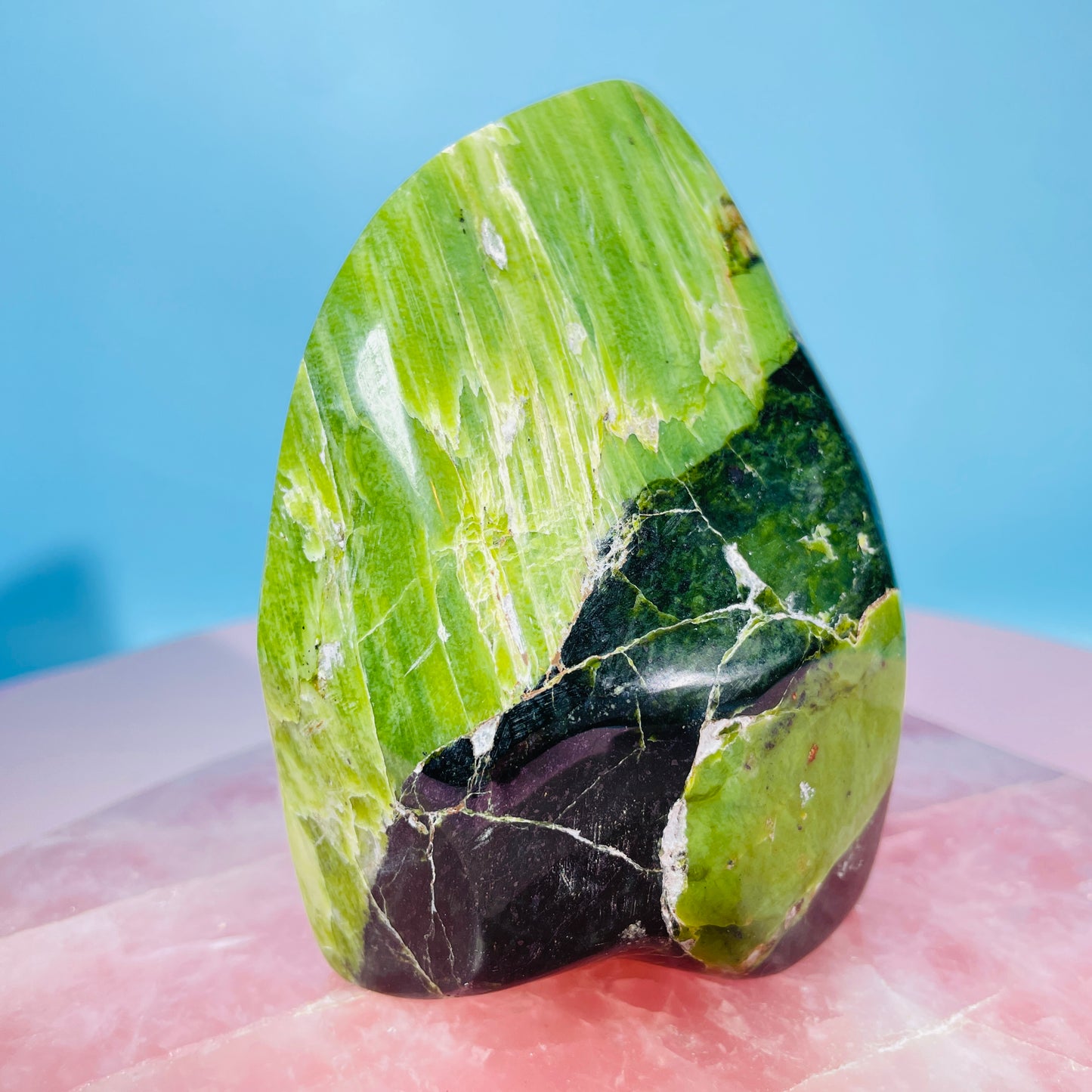 Tremolite Medium Freeform (with Chromite)