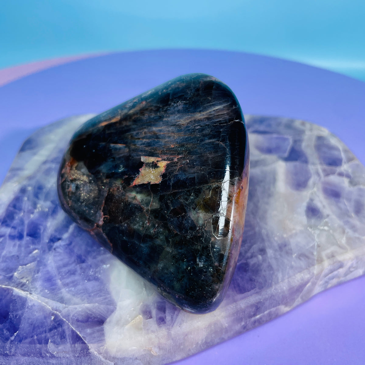 Iolite + Sunstone Medium Freeform (Video)
