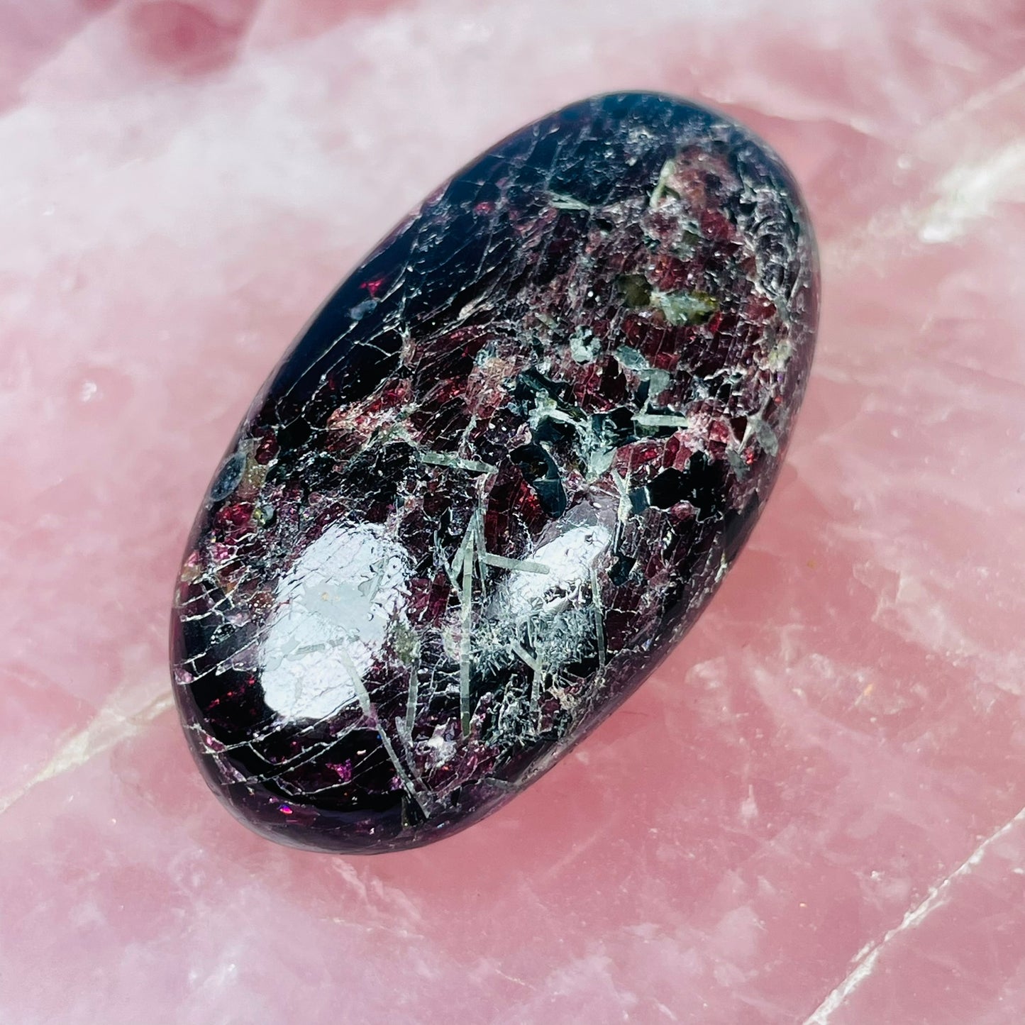Rhodolite Garnet Small Palmstone (Video)