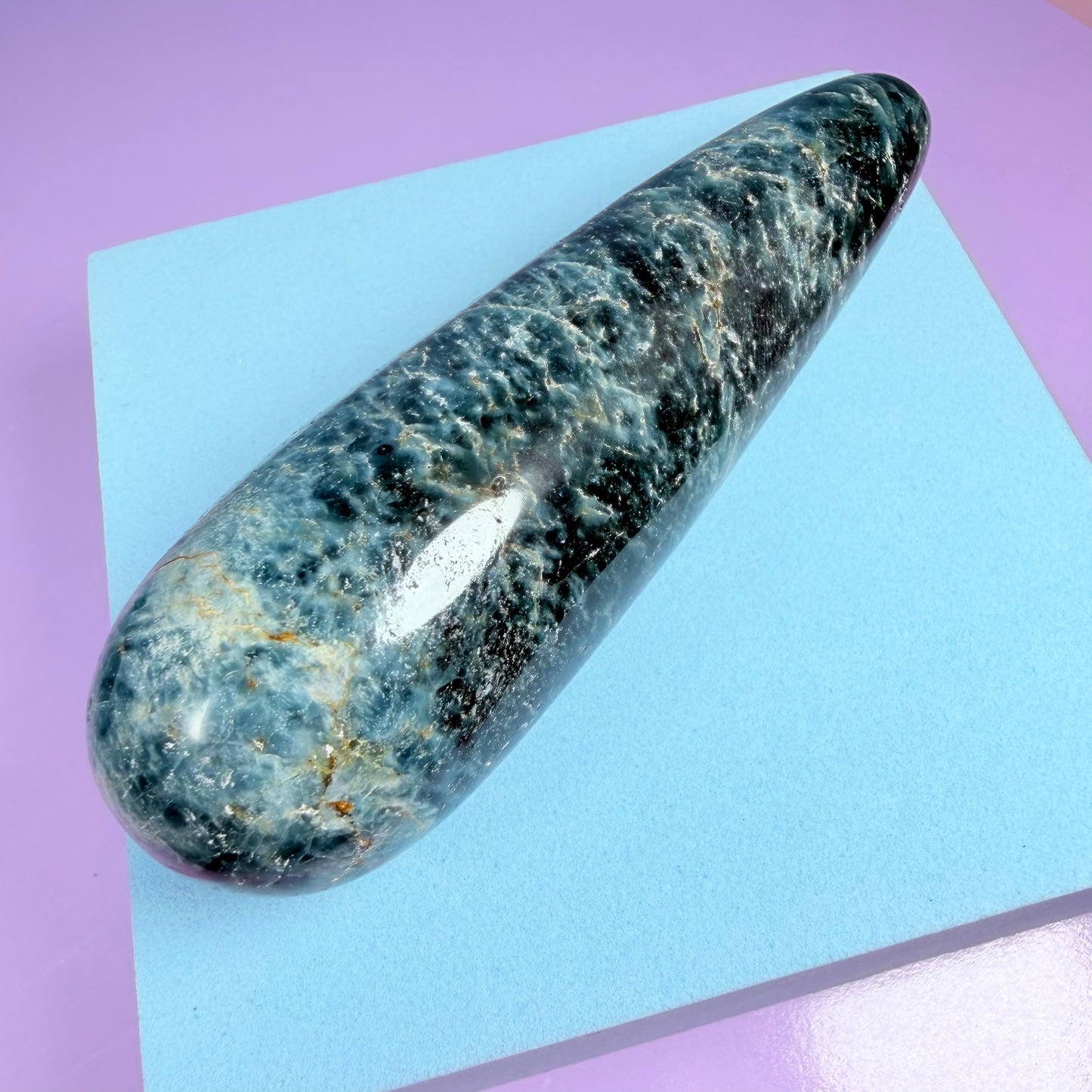 Blue Apatite Massage Wand (CHIPPED)