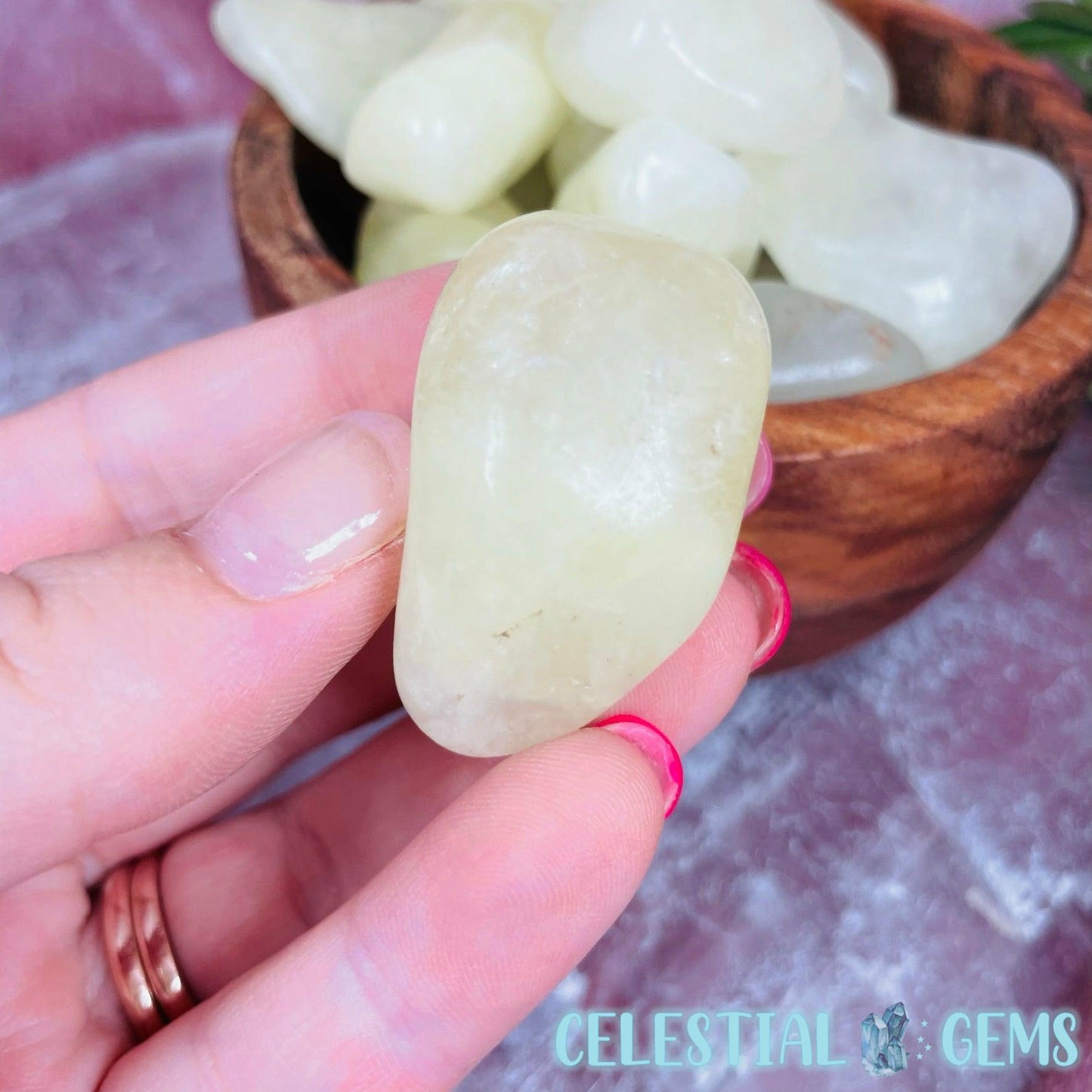 Sulphur Quartz Tumble