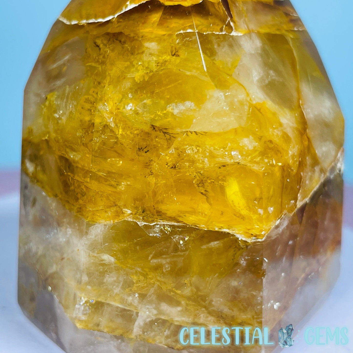 High Grade Golden Healer Quartz Chunky Small Tower