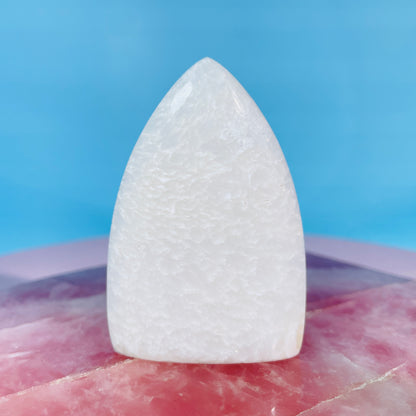 Scolecite Small Flame Freeform (Video)