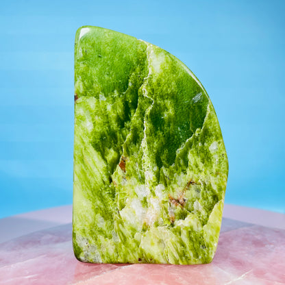 Tremolite Medium Freeform (with Chromite)