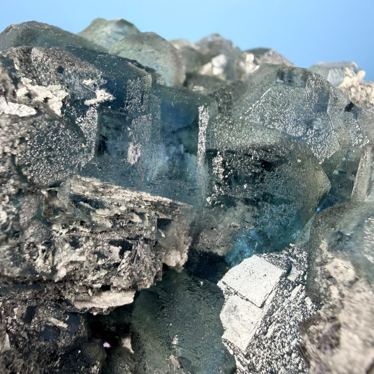 Octahedral Blue-Green Fluorite + Black Chalcedony Cluster Specimen, Fujian, China