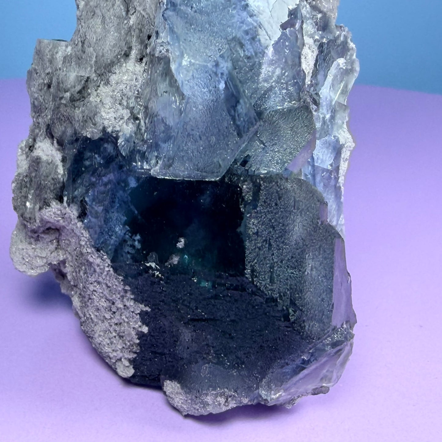 Octahedral Blue-Green Fluorite + Black Chalcedony Cluster Specimen, Fujian, China