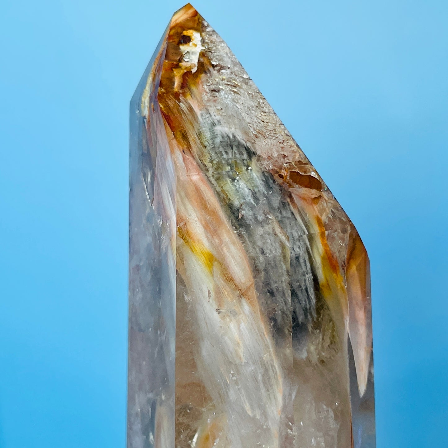 Amphibole Quartz Chunky Medium Tower