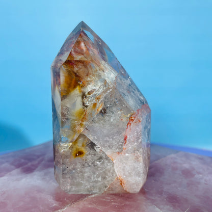 Amphibole Quartz Chunky Medium Tower