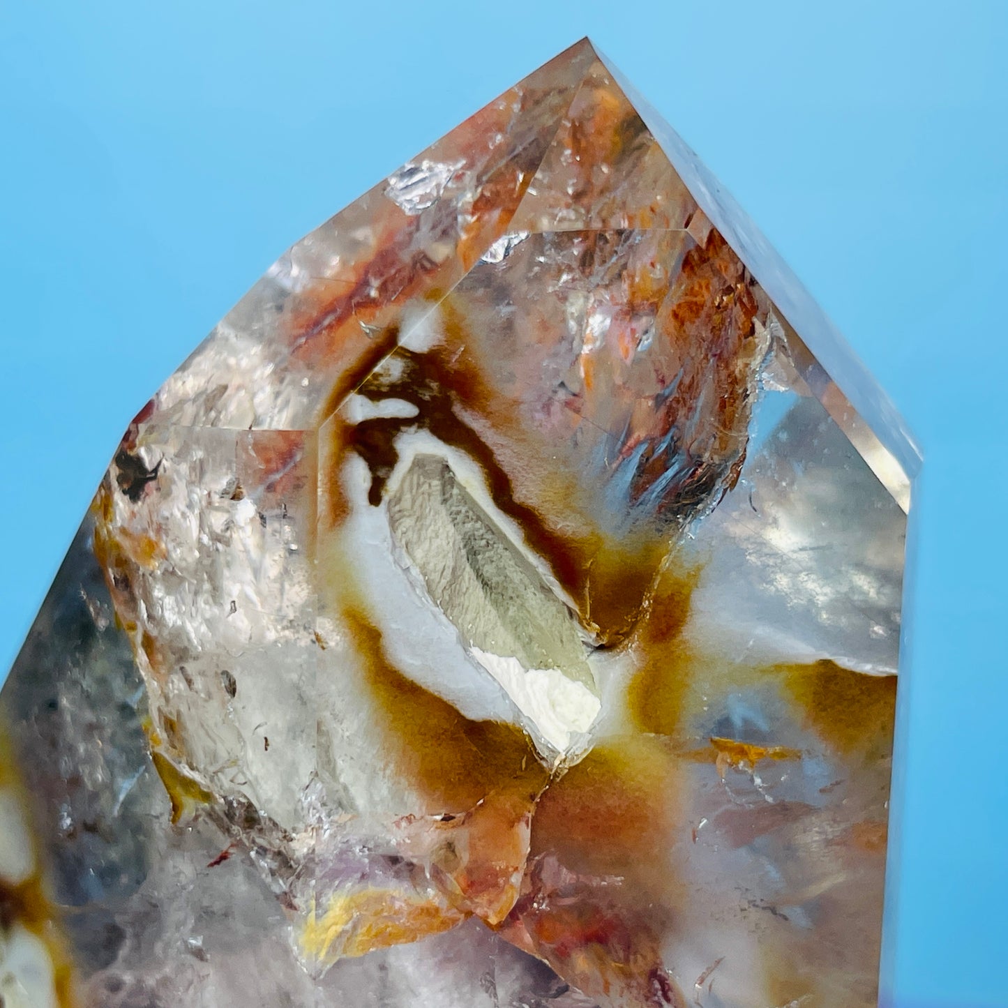 Amphibole Quartz Chunky Medium Tower
