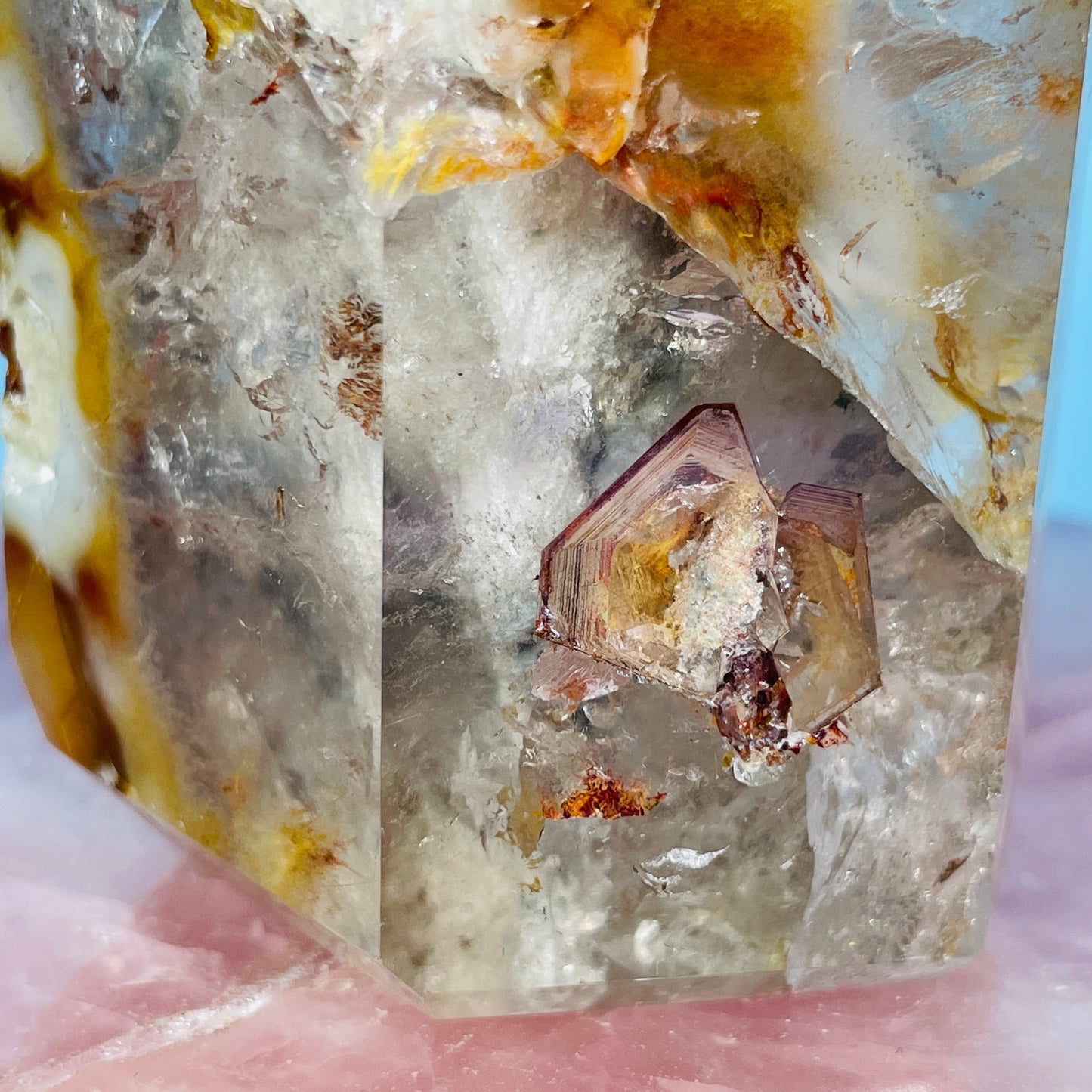 Amphibole Quartz Chunky Medium Tower