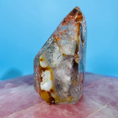 Amphibole Quartz Chunky Medium Tower