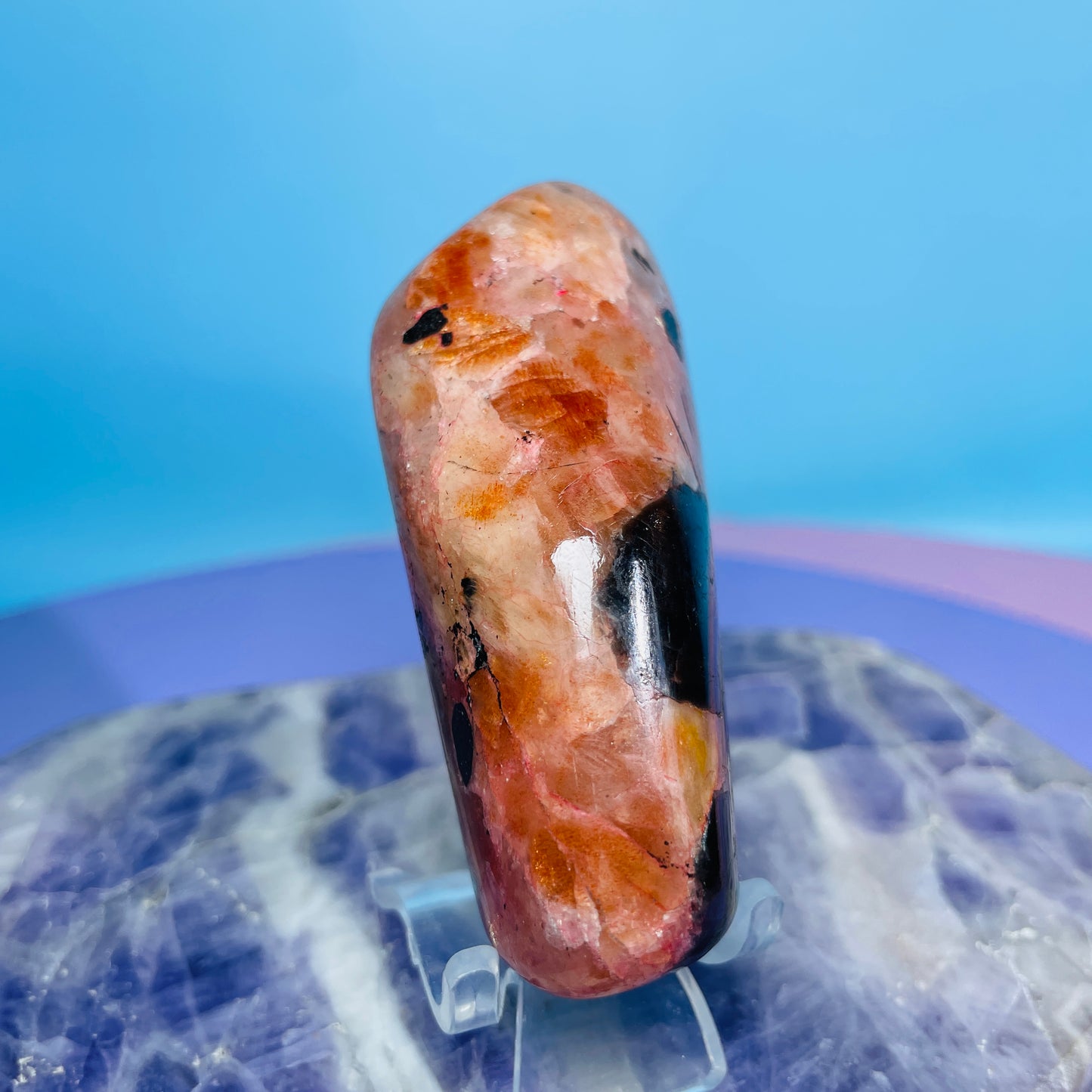 Iolite + Sunstone Small Freeform (Video)