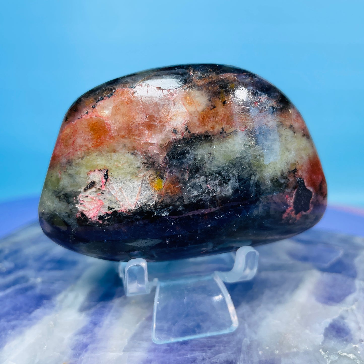 Iolite + Sunstone Small Freeform (Video)