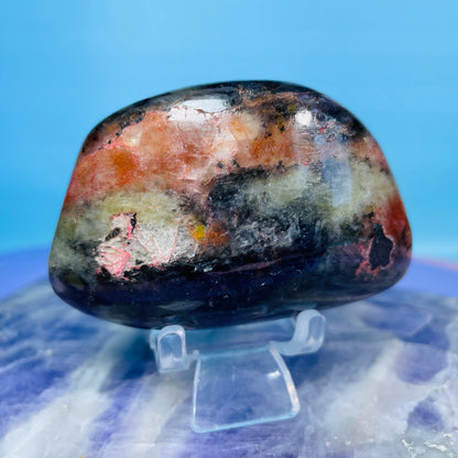 Iolite + Sunstone Small Freeform (Video)