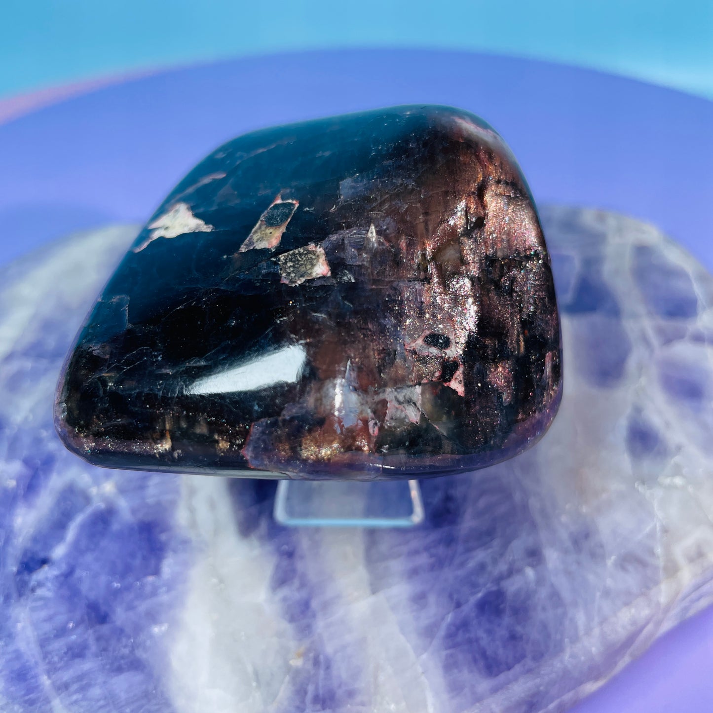 Iolite + Sunstone Small Freeform (Video)