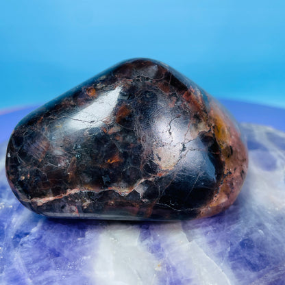 Iolite + Sunstone Medium Freeform (Video)
