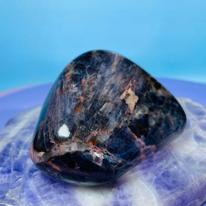 Iolite + Sunstone Medium Freeform (Video)