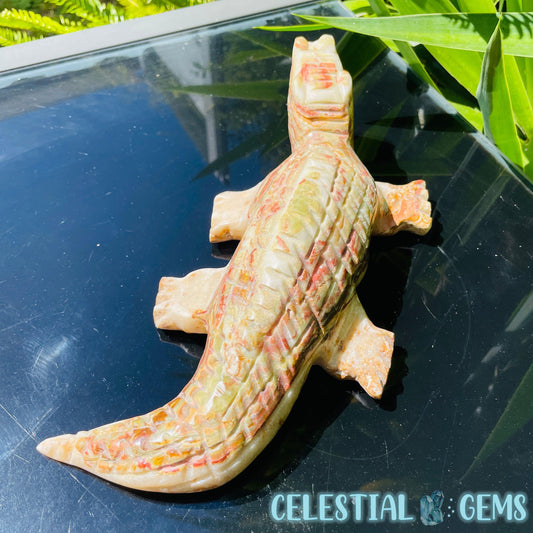 Banded Onyx Calcite Crocodile XL Carving