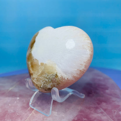 Peach Stilbite + Scolecite Heart Medium Carving