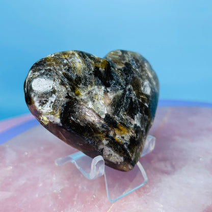 Green Tourmaline + Mica Heart Medium Carving (Video)