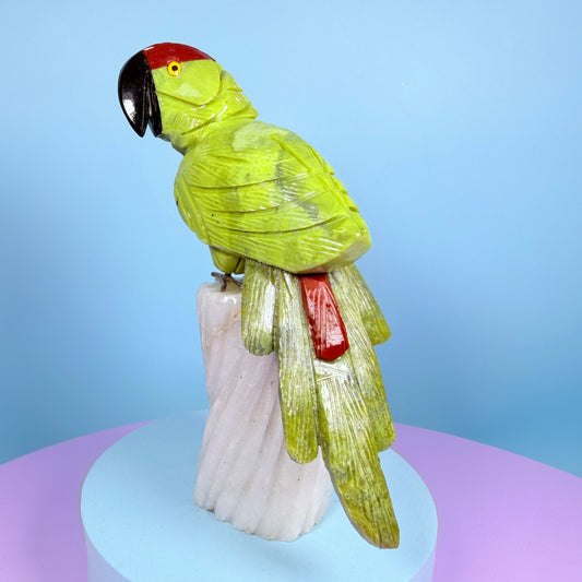 Crystal Parrot Bird Carving (Hand-Carved)