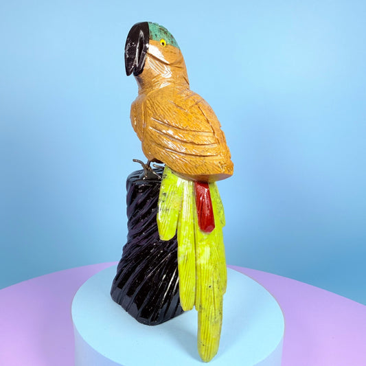Crystal Parrot Bird Carving (Hand-Carved)