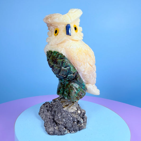 Crystal Owl Bird Carving (Hand-Carved)