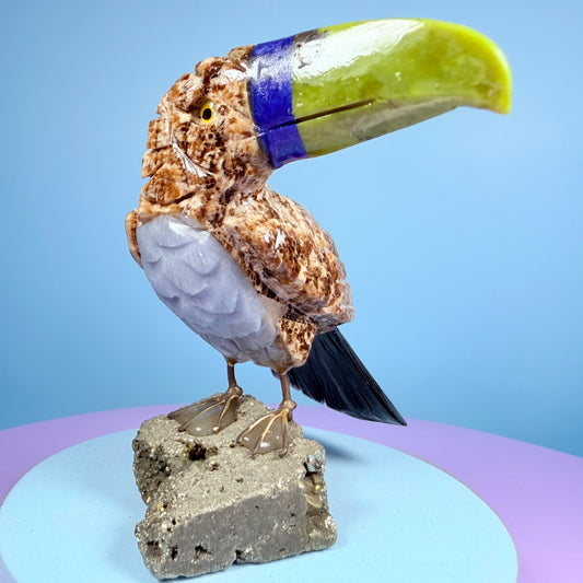 Crystal Toucan Bird Carving (Hand-Carved)