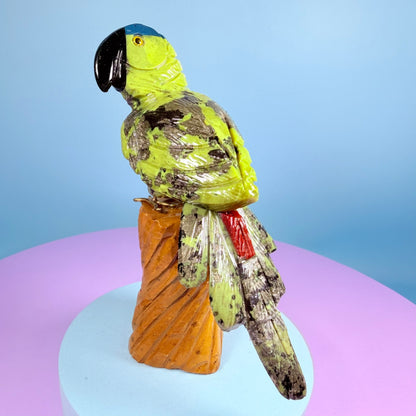 Crystal Parrot Bird Carving (Hand-Carved)