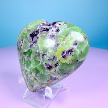 Bolivianite (Fluorite/Serpentine) Heart Carving (UV Reactive)