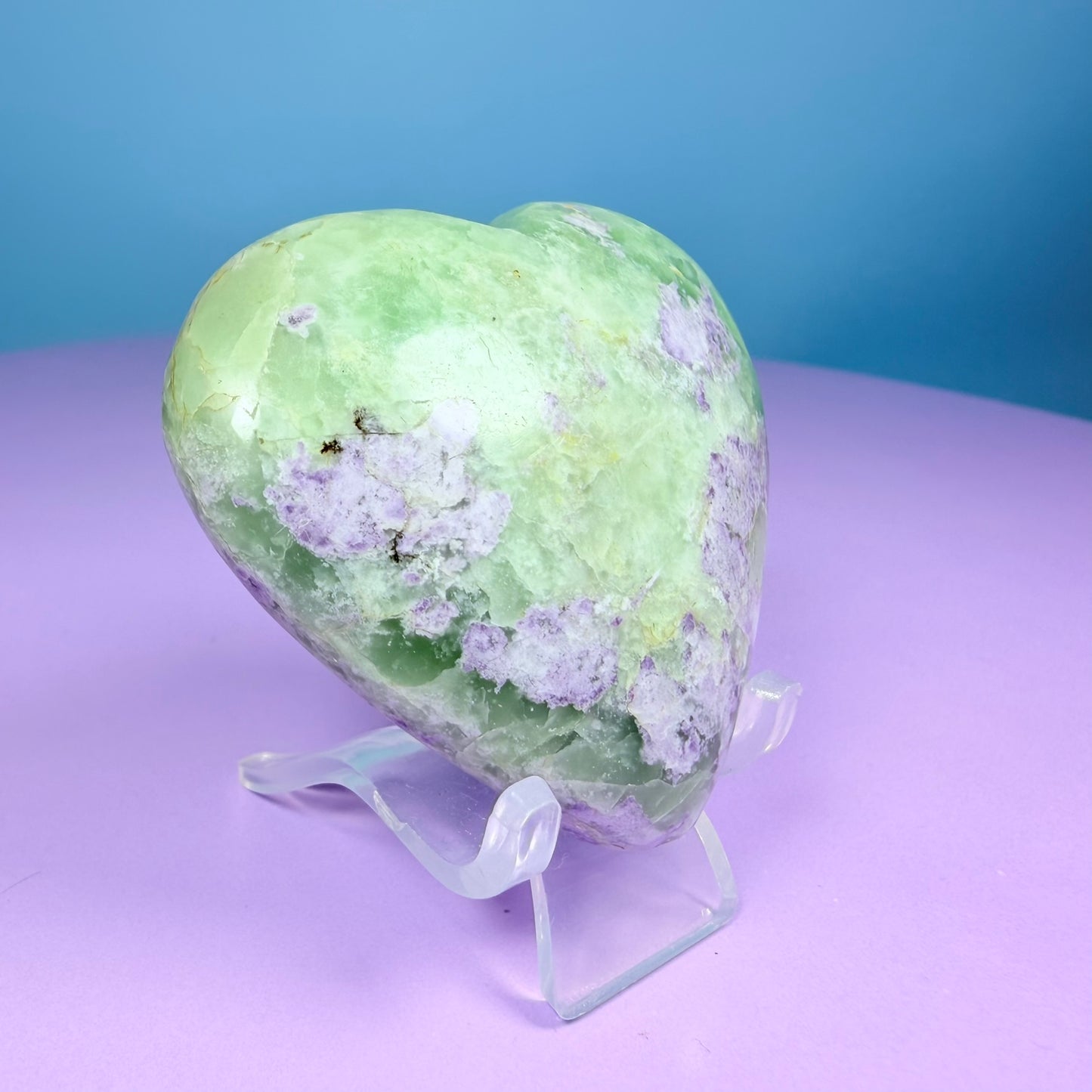 Bolivianite (Fluorite/Serpentine) Heart Carving (UV Reactive)