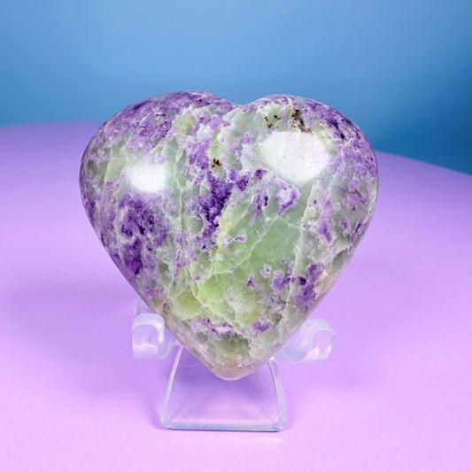 Bolivianite (Fluorite/Serpentine) Heart Carving (UV Reactive)