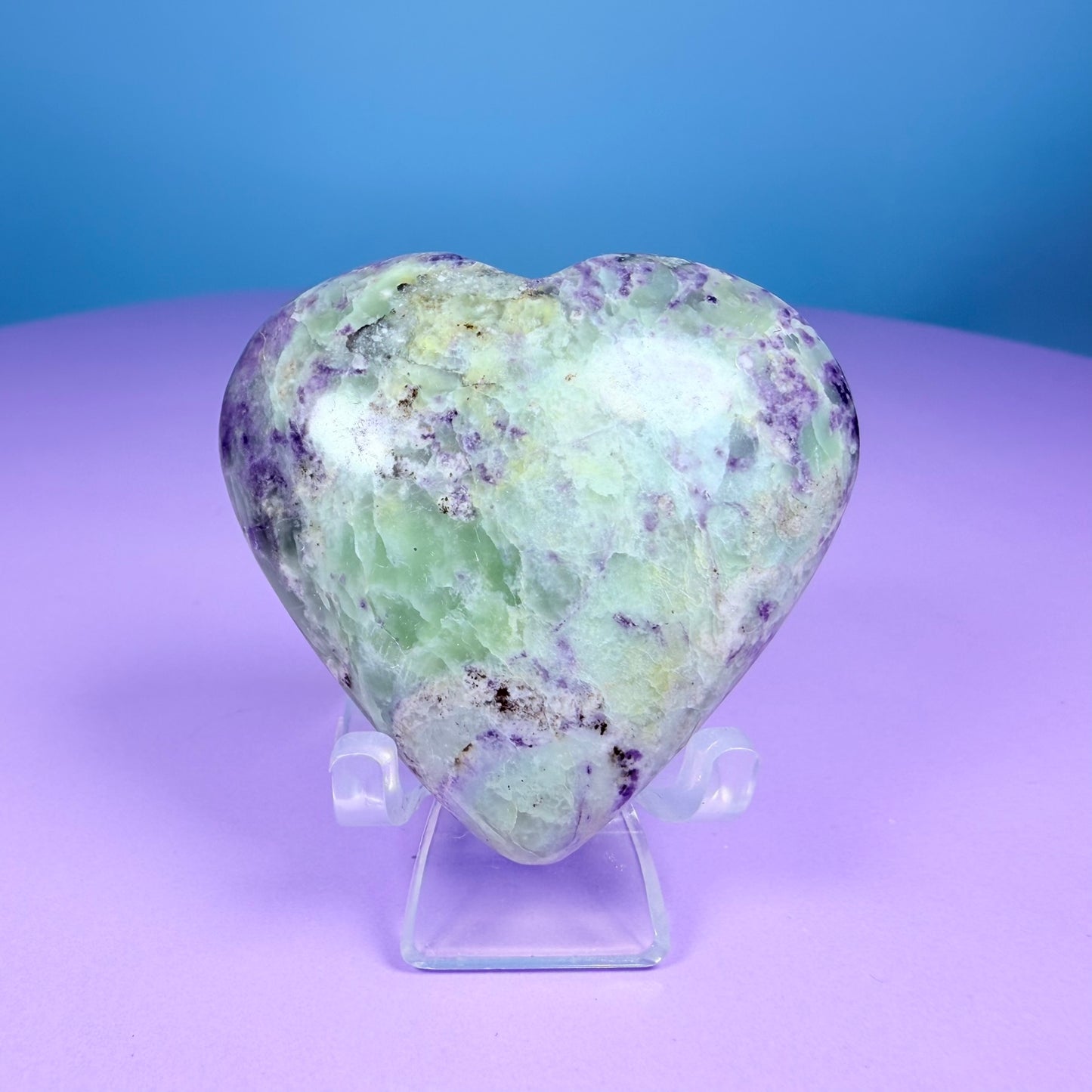 Bolivianite (Fluorite/Serpentine) Heart Carving (UV Reactive)