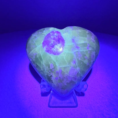 Bolivianite (Fluorite/Serpentine) Heart Carving (UV Reactive)