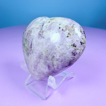 Bolivianite (Fluorite/Serpentine) Heart Carving (UV Reactive)