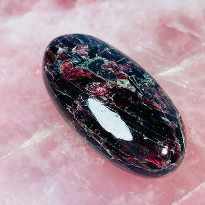 Rhodolite Garnet Small Palmstone (Video)