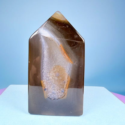 Agate Small Tower