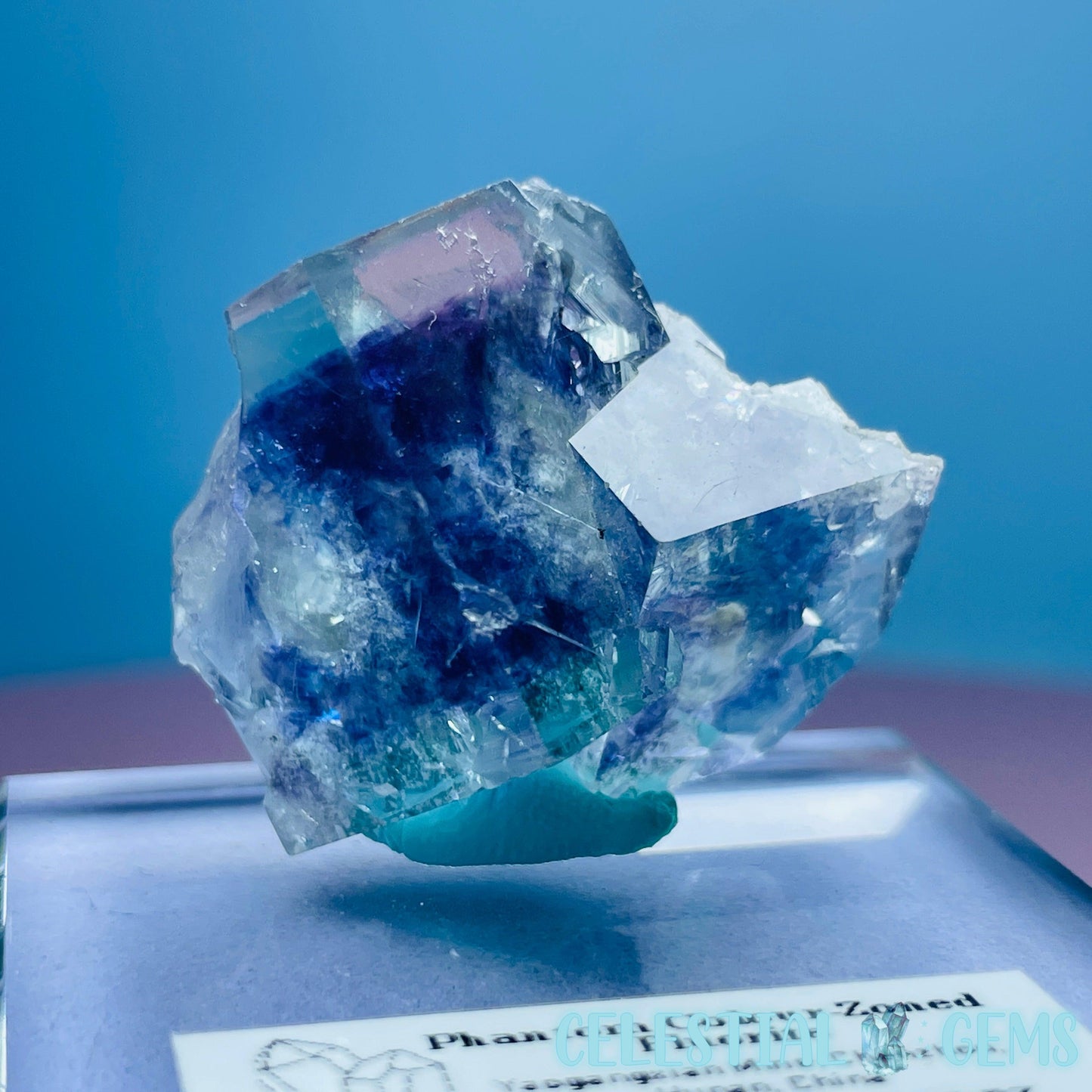 EXCELLENT Yaogangxian Colour-Zoned Fluorite Small Cluster Specimen (Video)