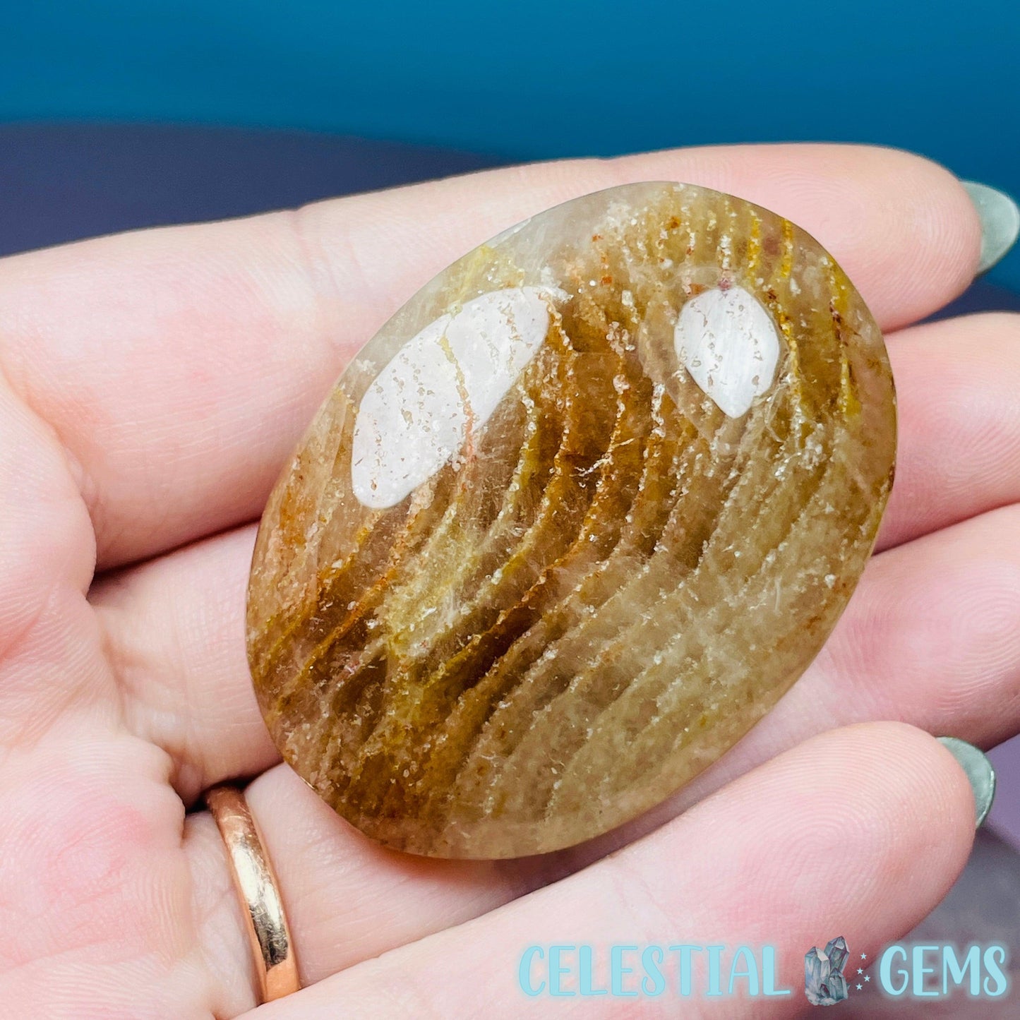 Thousand Layer Garden Quartz Palmstone