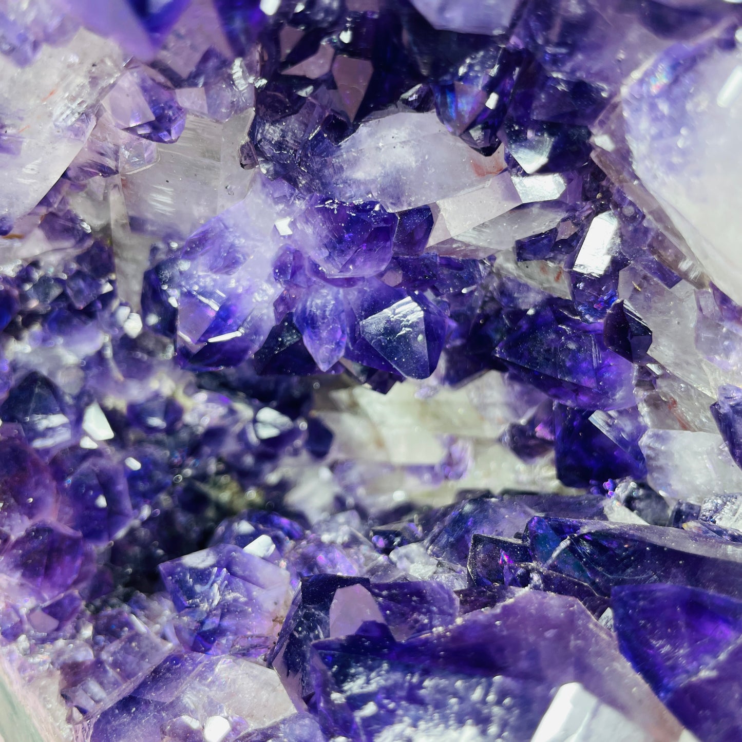 Amethyst Cluster Geode Medium Cave (Video)