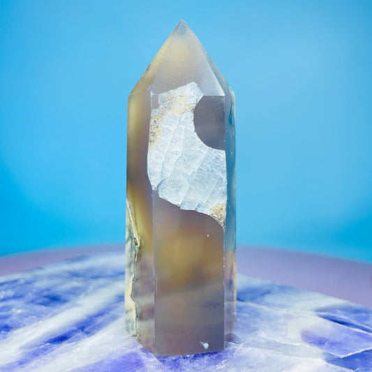 Mangano Calcite in Volcanic Agate Small Tower (Double UV Reaction)