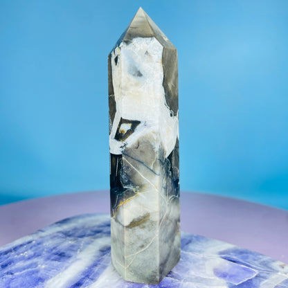 Mangano Calcite in Volcanic Agate Medium Tower (Double UV Reaction)