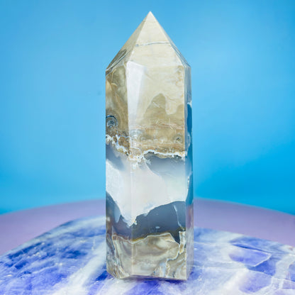 Mangano Calcite in Volcanic Agate Medium Tower (Double UV Reaction)