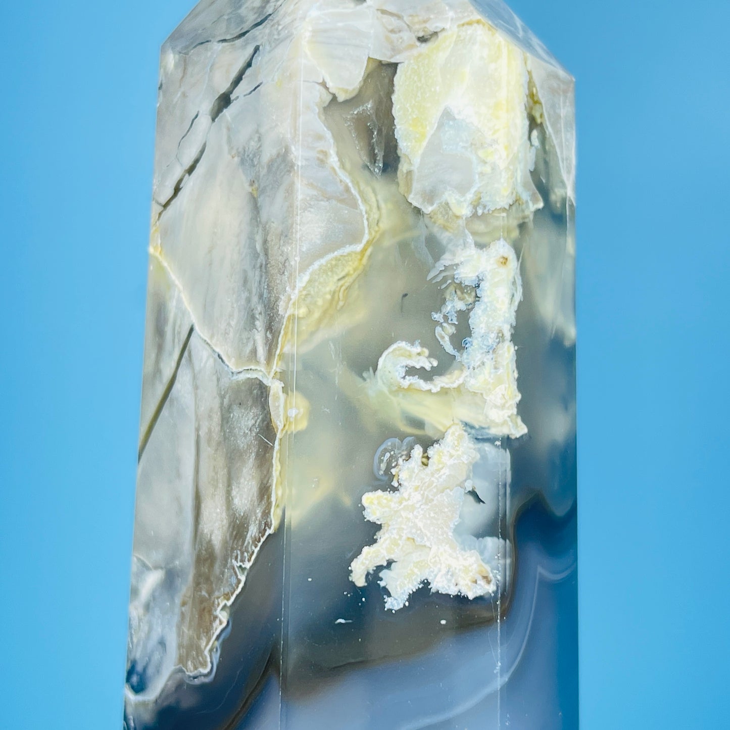 Mangano Calcite in Volcanic Agate Medium Tower (Double UV Reaction)