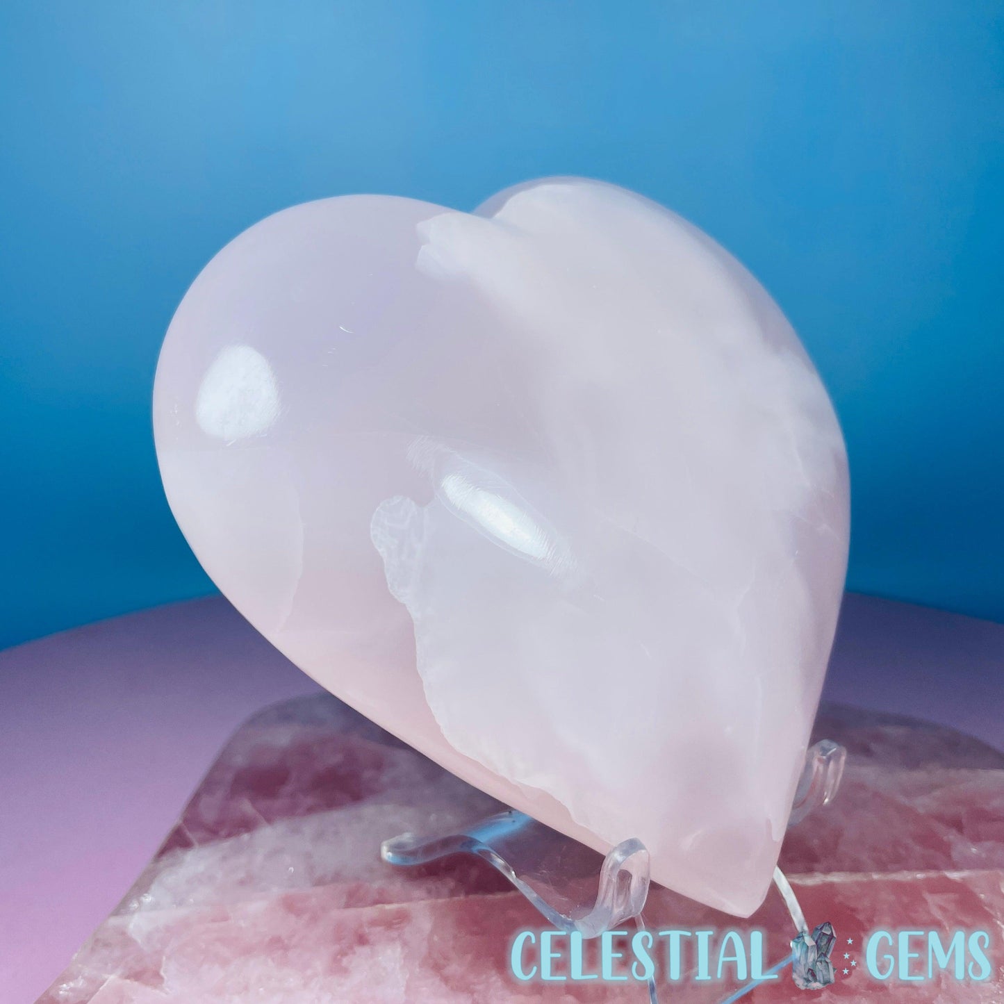 Mangano UV Calcite Heart Large Carving