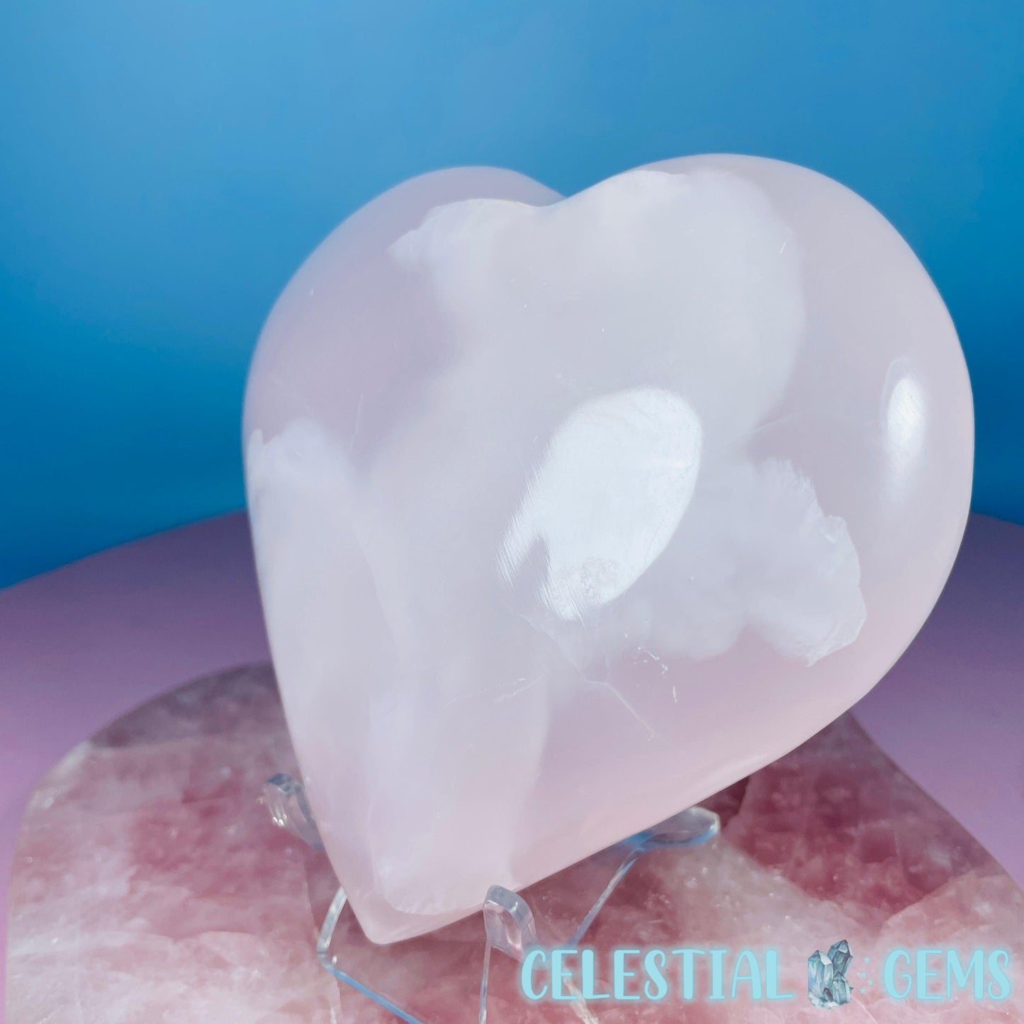 Mangano UV Calcite Heart Large Carving