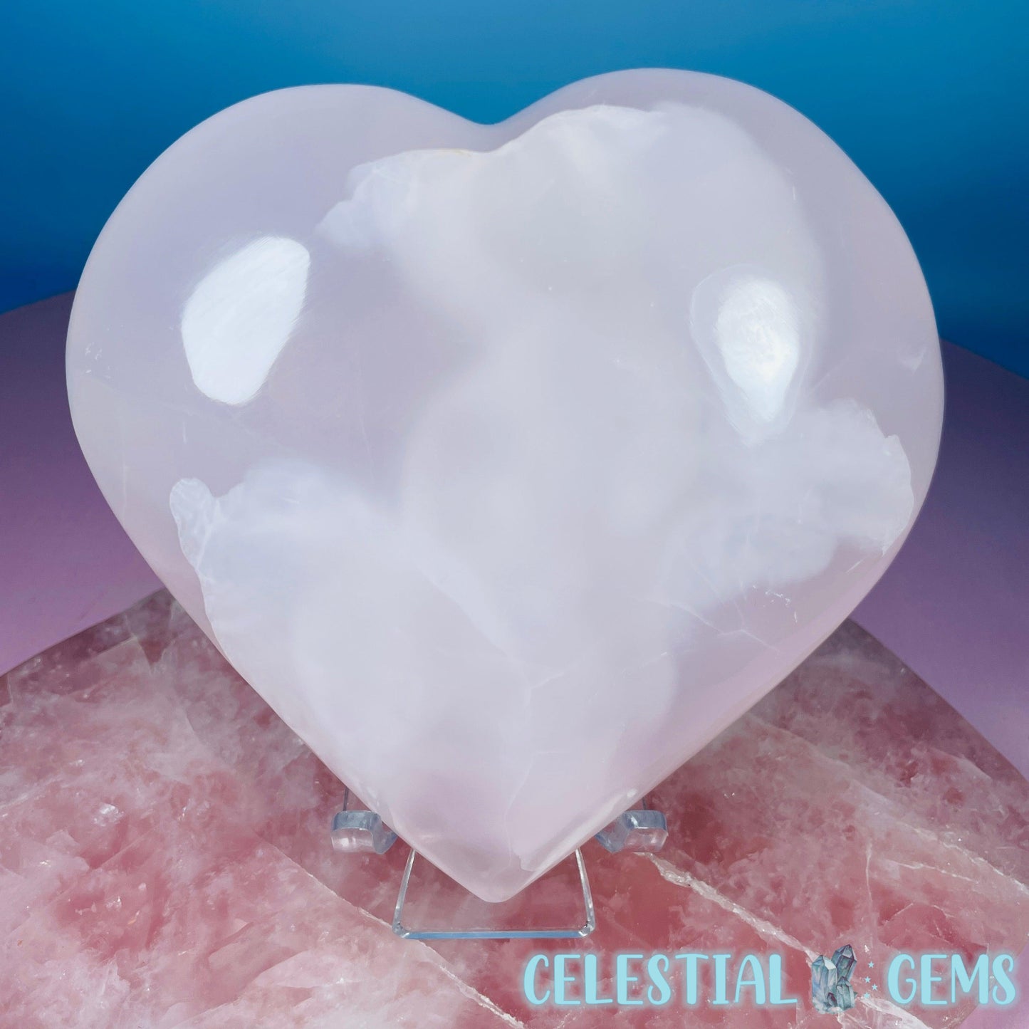 Mangano UV Calcite Heart Large Carving