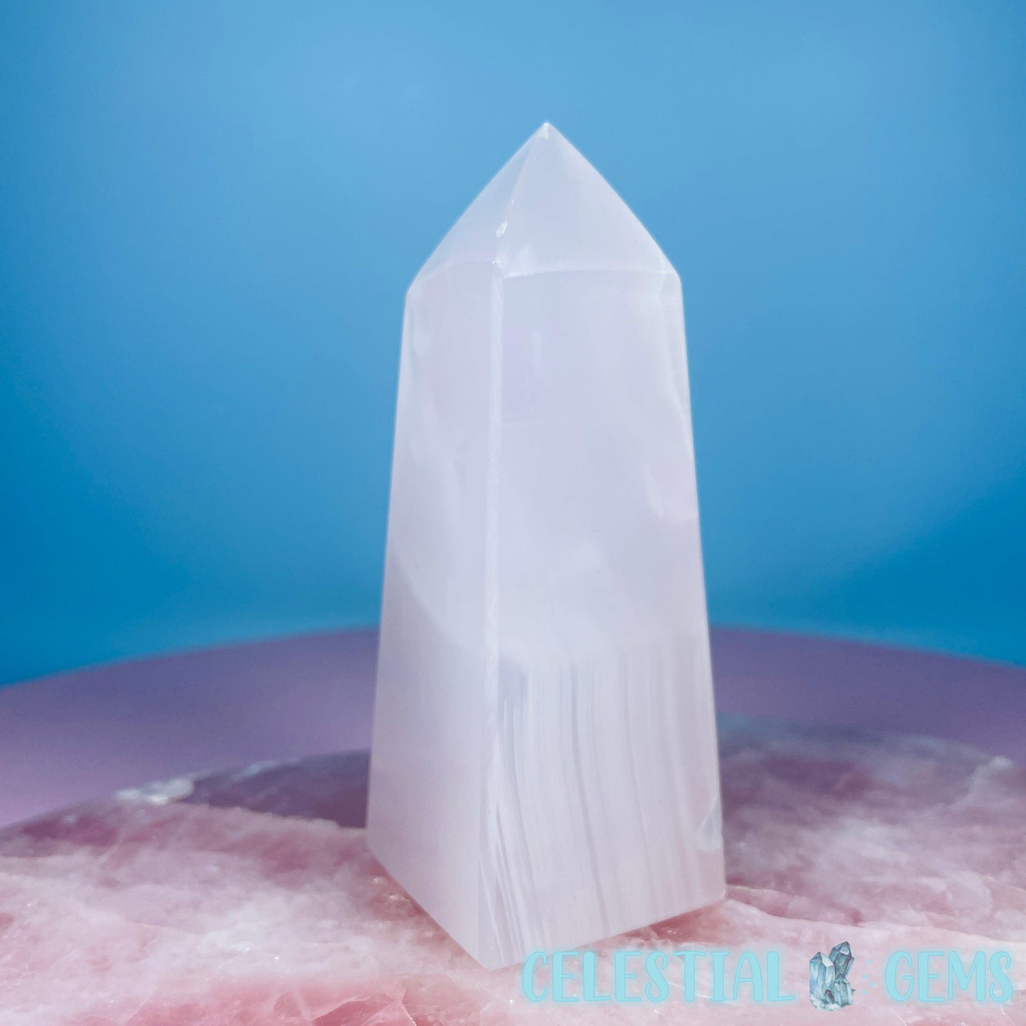 Mangano UV Calcite Small Chunky Obelisk Tower