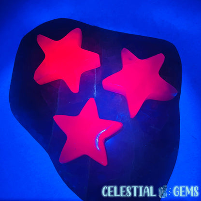 Mangano UV Calcite Star Small Carving