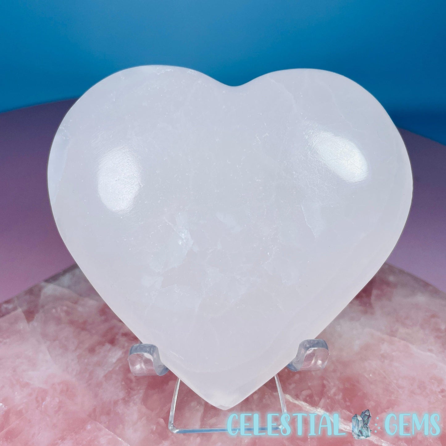 Mangano UV Calcite Heart Medium Carving